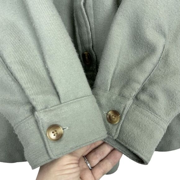 Vineyard Vines Brushed Twill Shirt Jacket Size M Green Oversized Shacket - Picture 3 of 7